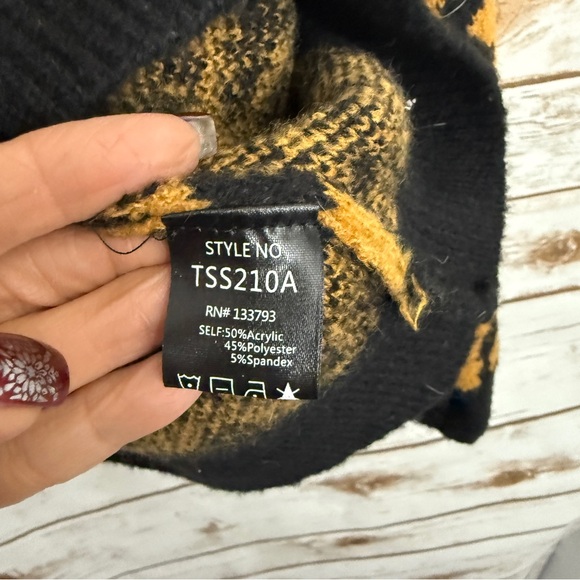 POL Black Brown Animal Print Chunky Cardigan Sweater - Picture 5 of 6